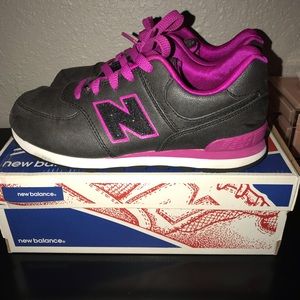 New Balance Black / Purple Women Shoes